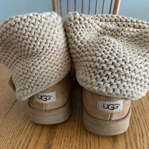 UGG Sweater Fold Over Boots Size 10